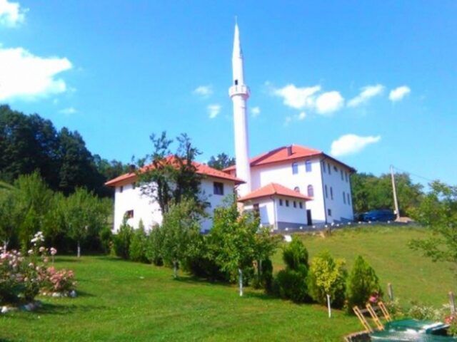 Džamija-Cerska
